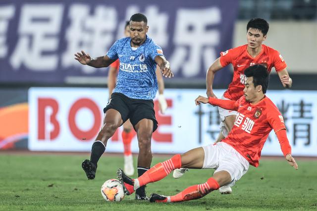 巴特勒坚决维持个人风格 不因伤病调整打法